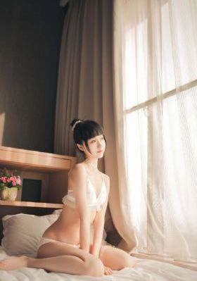 超超超超超喜欢你的100个女朋友_超清电影在线观看